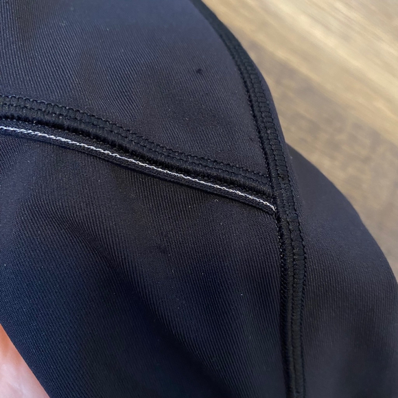 Lululemon Speed Up Tight *Full-On Luxtreme 28" Size 8 2018 release Black - Picture 12 of 13